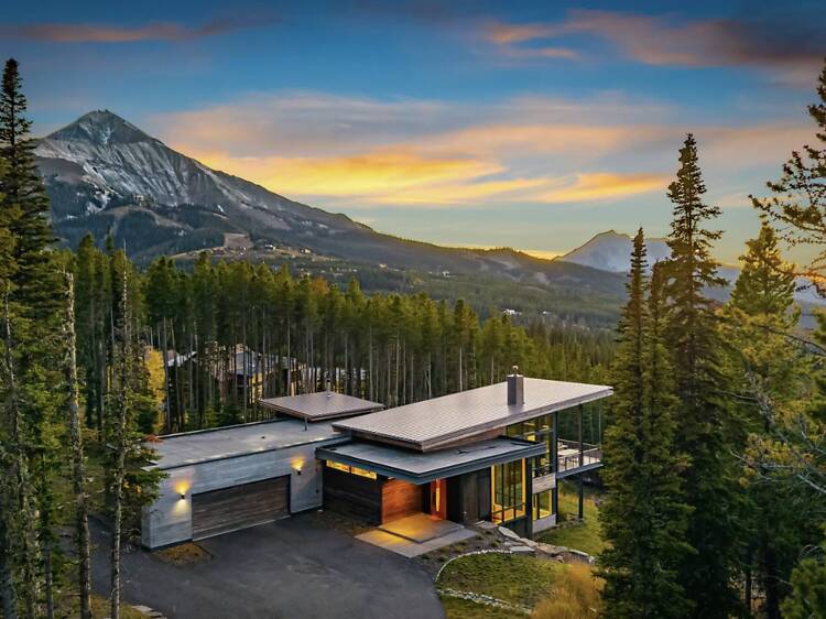 The Best Airbnbs in Big Sky, Montana, for a Perfect Mountain Escape
